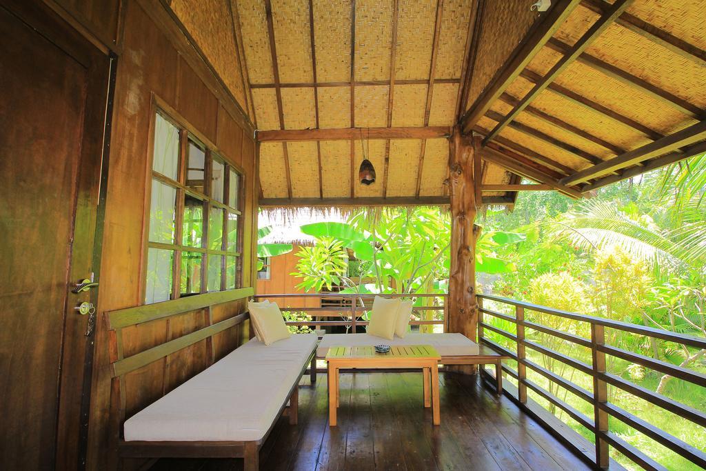 Adeng-Adeng Bungalows Гили Мено Стая снимка